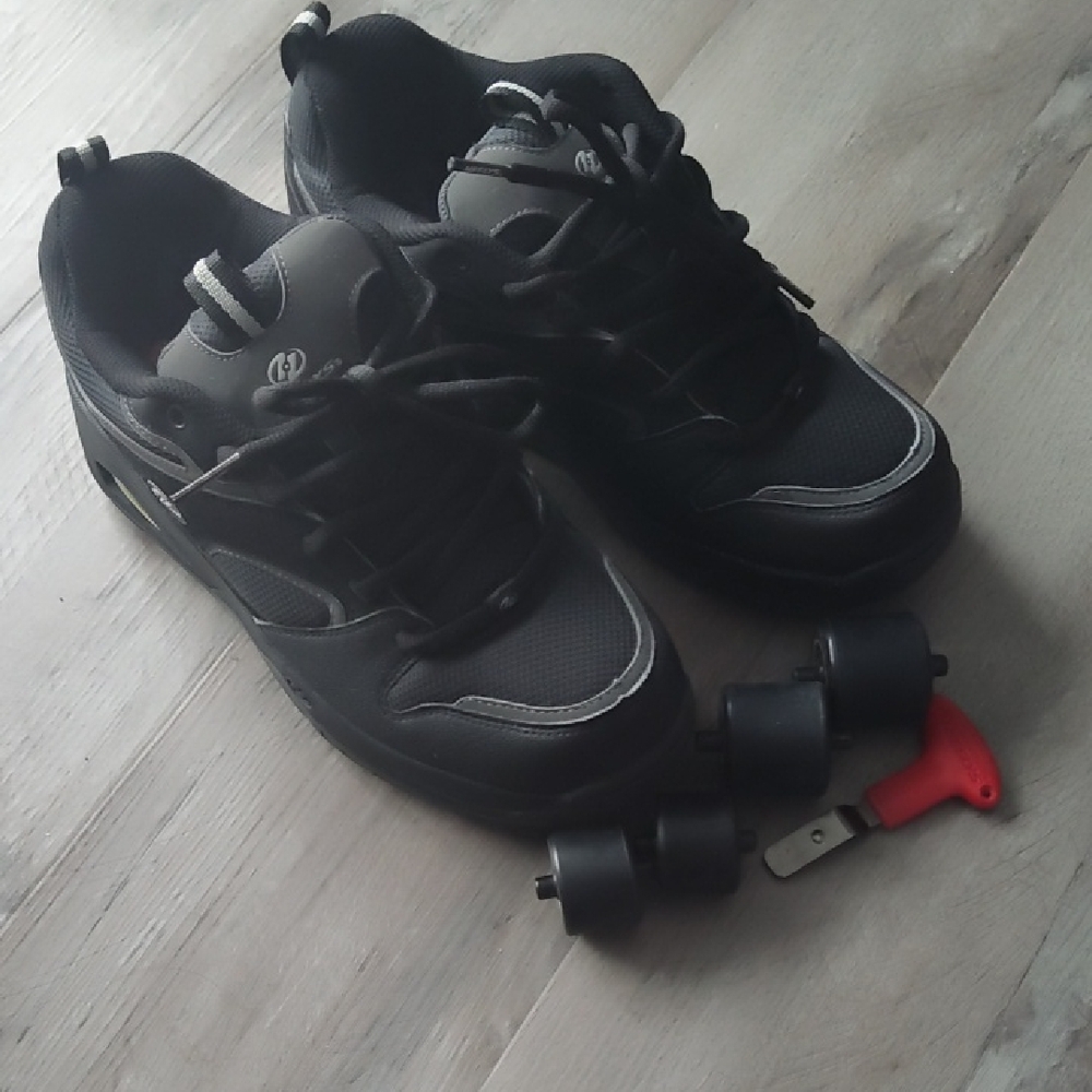 HEELYS MEN SHOES
